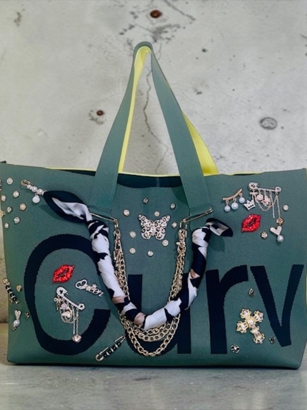 Curves by Sean Brown Olive/Lime Tote Bag - Decorated with Bag Organizer